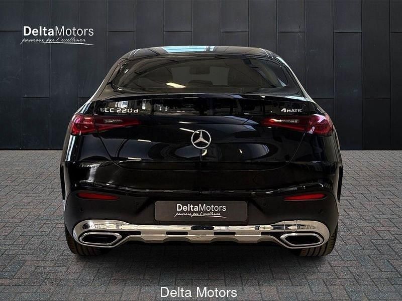 Nieuw Mercedes GLC220 Advanced 197 PK (144 kW) 2026 Zwart Coupé