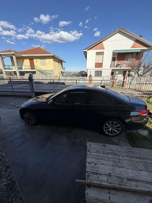 Usata BMW 320 177 CV (130 kW) 2009 Coupé