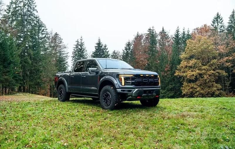 Nuova Ford F-150 Raptor 721 CV (530 kW) 2025 Nero Pick-up