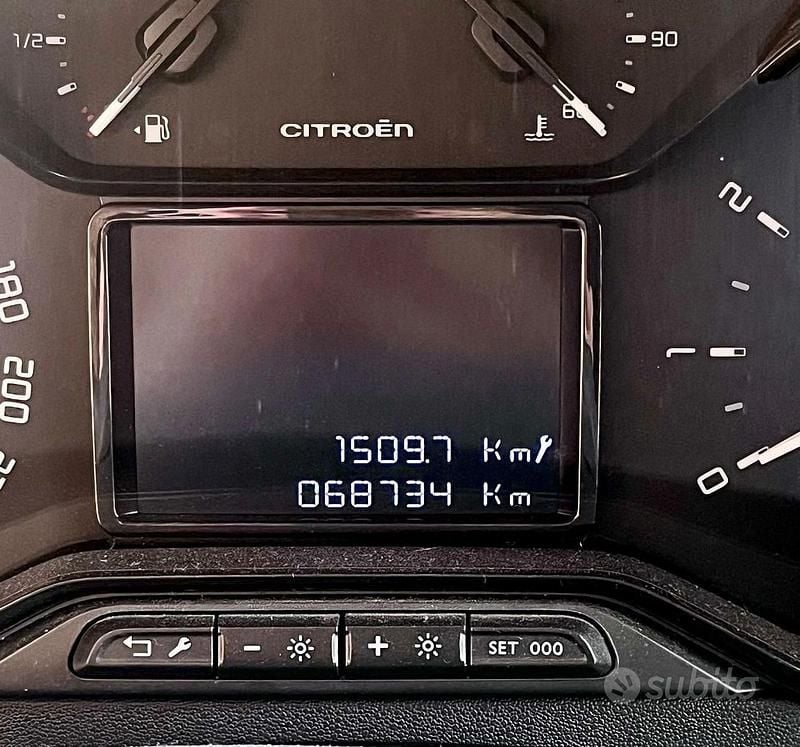 Usata Citroën C3 Feel 83 CV (61 kW) 2020 Grigio Berlina