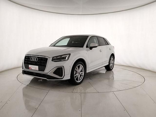Usata Audi Q2 S-Line 150 CV (110 kW) 2025 Bianco ghiaccio metallizzato SUV