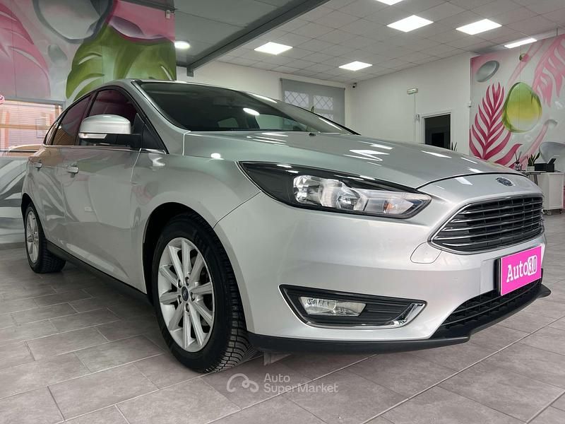 Usata Ford Focus Business Edition 120 CV (88 kW) 2018 Argento Berlina