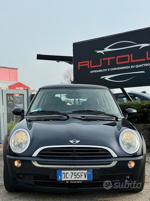Usata Mini ONE Seven 90 CV (66 kW) 2006 Nero Utilitaria