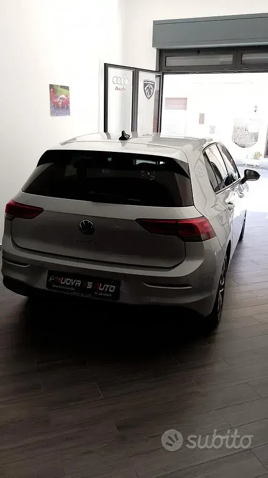 Usata VW Golf VII Life 116 CV (85 kW) 2020 Berlina