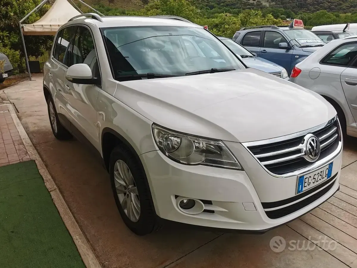 Usata VW Tiguan Sportline 140 CV (102 kW) 2011 Bianco SUV