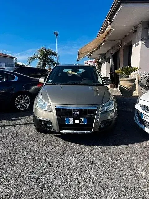 Usata Fiat Sedici Emotion 120 CV (88 kW) 2007 SUV