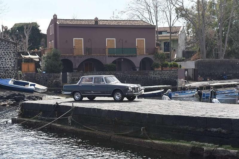 Usata Alfa Romeo 2600 135 CV (99 kW) 1966 Grigio Berlina