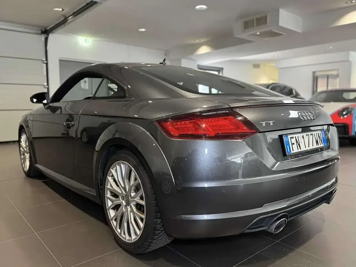 Usata Audi TT S-Line 230 CV (169 kW) 2016 Grigio Coupé