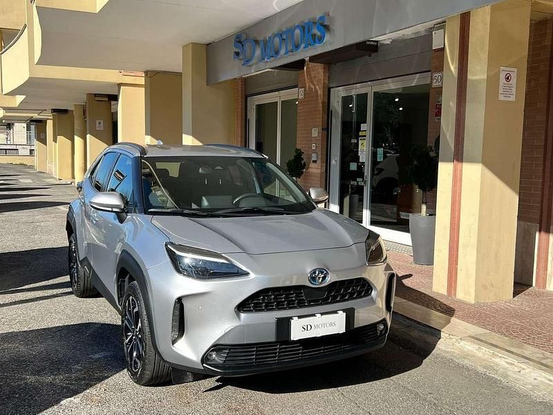 Usata Toyota Yaris Cross Trend 116 CV (85 kW) 2023 Argento SUV