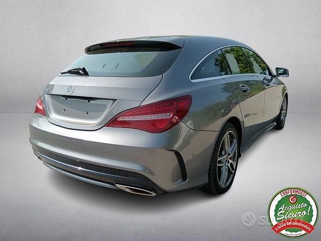 Usata Mercedes CLA180 Shooting Brake Premium 122 CV (89 kW) 2018 Grigio Station wagon