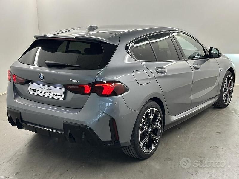 Usata BMW 118 Comfort Edition 150 CV (110 kW) 2024 Grigio Utilitaria