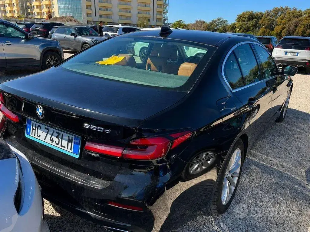 Begagnad BMW 520 Luxury Line 190 HK (139 kW) 2021 Blå Sedan