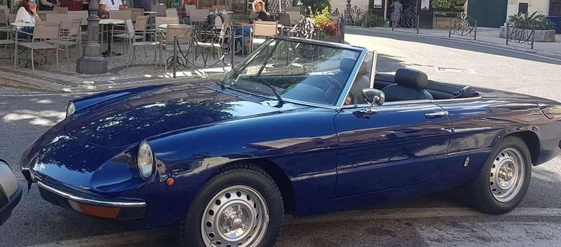 Blu/azzurro Usata 1976 Alfa Romeo GT Junior Cabrio | 22.000 € - Immagine 1/1