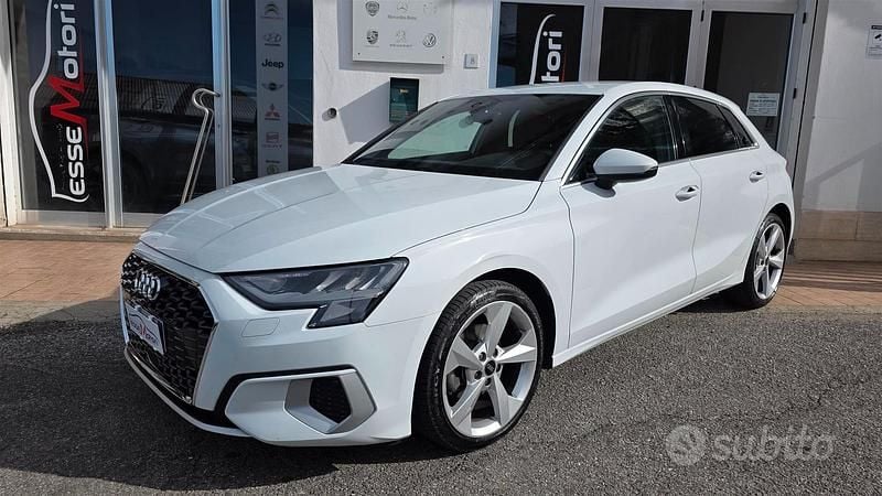 Bianco Usata 2022 Audi A3 S-Line Tre volumi | 24.500 € (Buon prezzo) - Immagine 1/4