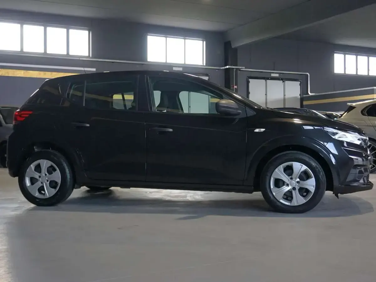 Gebraucht Dacia Sandero Comfort 67 PS (49 kW) 2023 Schwarz Limousine