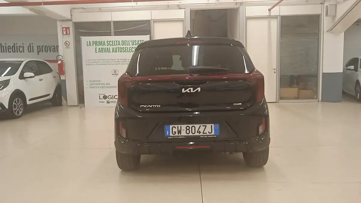 Usata Kia Picanto GT-Line 63 CV (46 kW) 2024 Aurora black pearl Utilitaria
