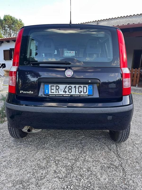 Usata Fiat Panda 69 CV (50 kW) 2012 Blu Utilitaria