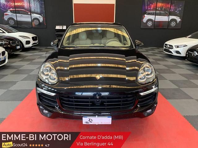 Usata Porsche Cayenne 333 CV (244 kW) 2017 Nero SUV