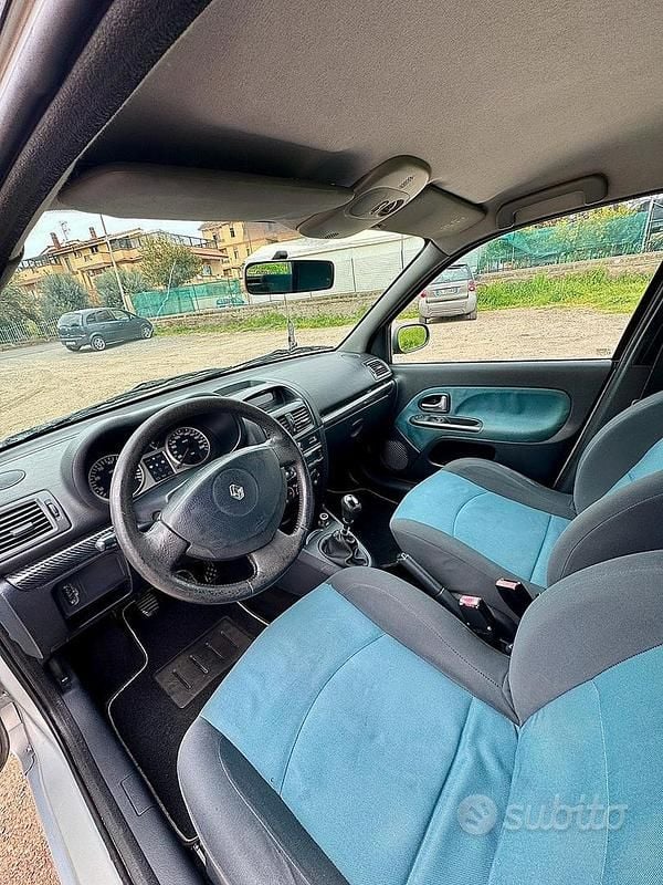 Usata Renault Clio II 75 CV (55 kW) 2003 Grigio Utilitaria