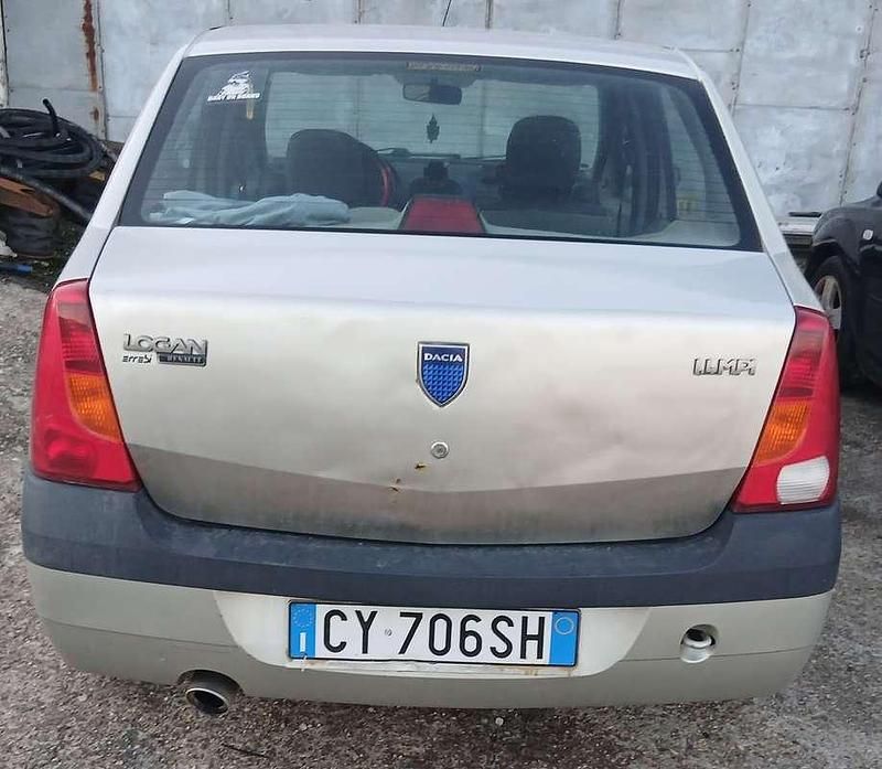 Usata Dacia Logan 75 CV (55 kW) 2006 Berlina