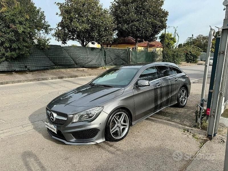 Usata Mercedes CLA220 Premium 177 CV (130 kW) 2015 Grigio Berlina