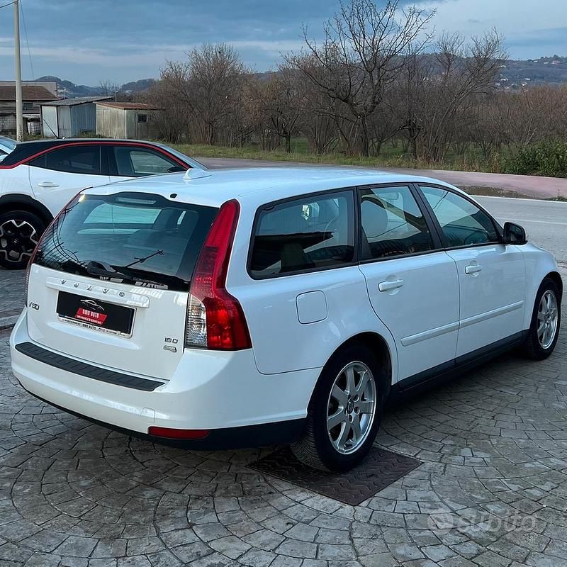 Usata Volvo V50 109 CV (80 kW) 2010 Station wagon