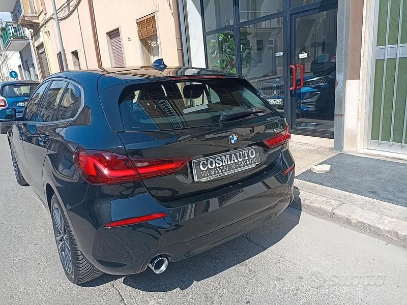 Usata BMW 116 Sport Line 115 CV (84 kW) 2021 Nero Utilitaria