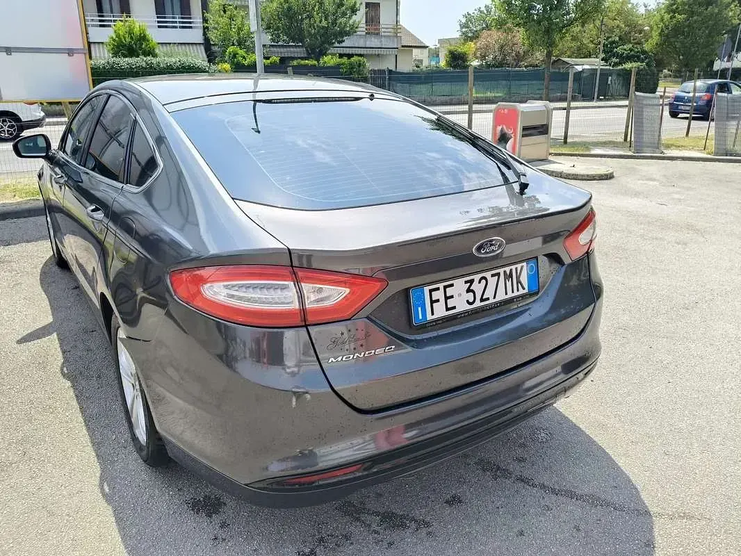Usata Ford Mondeo Business Edition 150 CV (110 kW) 2016 Berlina