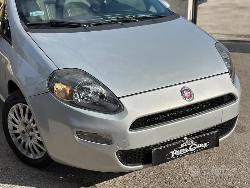 Usata Fiat Punto Evo 85 CV (62 kW) 2012 Grigio Utilitaria