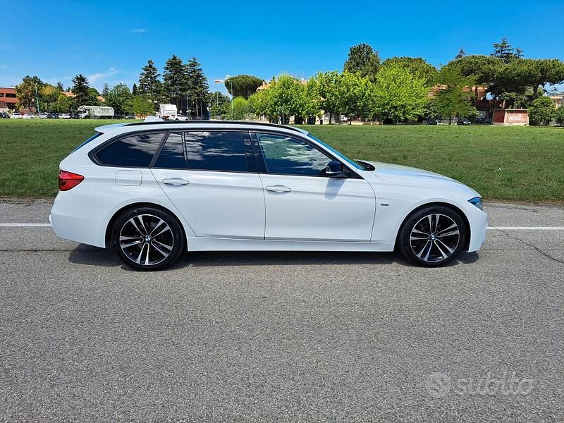 Usata BMW 318 Sport Line 150 CV (110 kW) 2019 Bianco Station wagon
