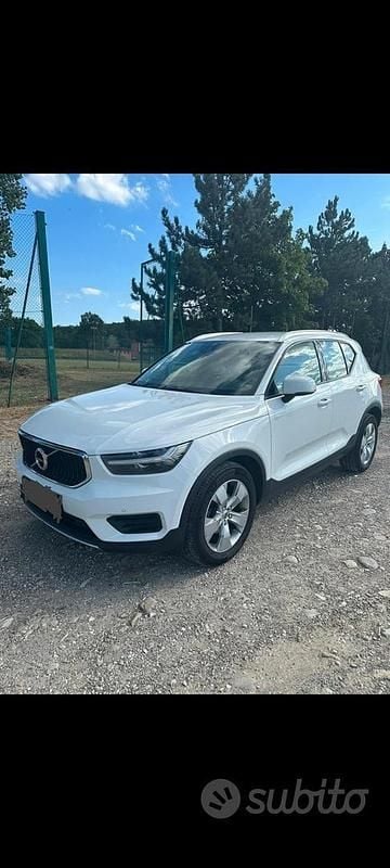Usata Volvo XC40 Business Edition 150 CV (110 kW) 2019 Bianco SUV
