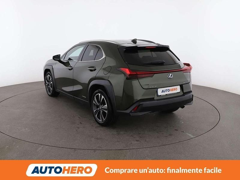 Usata Lexus UX 250h Executive Line 152 CV (111 kW) 2019 Verde SUV