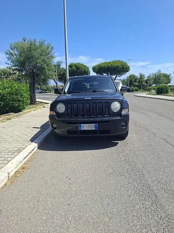 Usata Jeep Patriot Limited 140 CV (102 kW) 2009 SUV