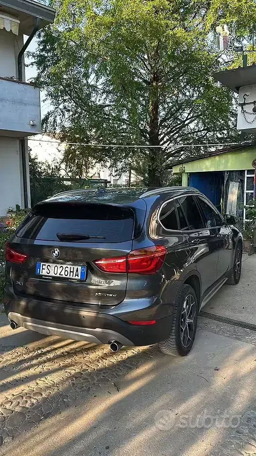 Usata BMW X1 150 CV (110 kW) 2017 Grigio SUV