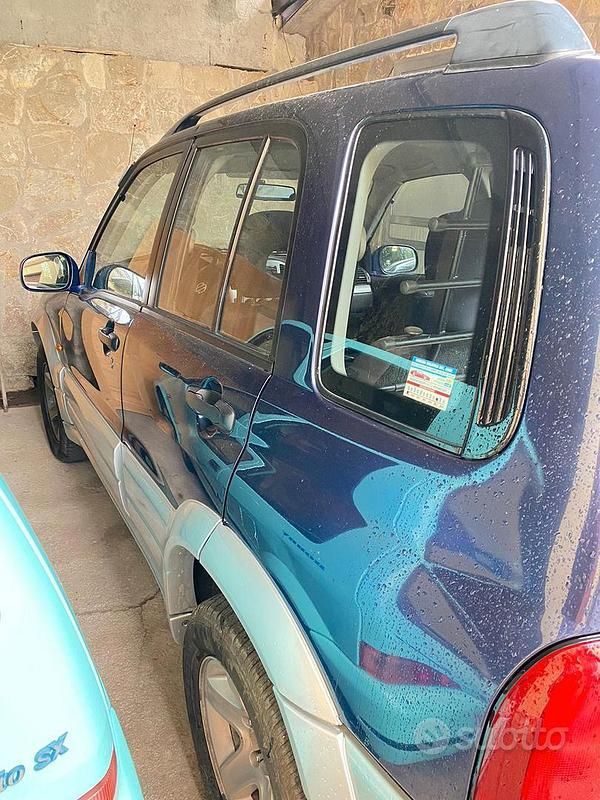 Usata Suzuki Vitara 128 CV (94 kW) 2004 Blu Station wagon