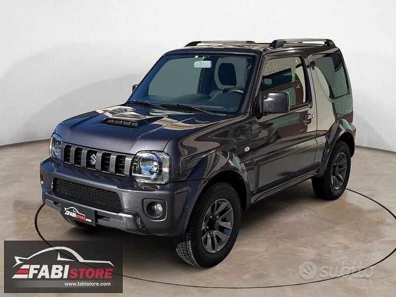 Usata Suzuki Jimny 86 CV (63 kW) 2017 Grigio SUV