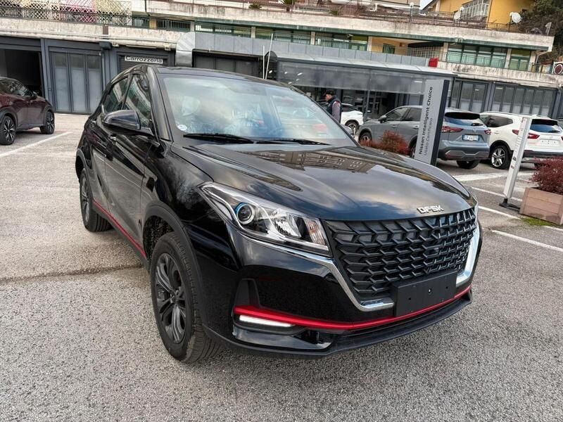 Nuova DFSK Glory 500 115 CV (84 kW) 2025 Nero SUV