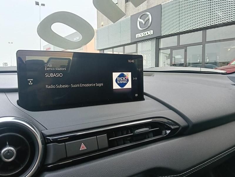 Nuova Mazda MX5 132 CV (97 kW) 2026 Zircon sand Cabrio