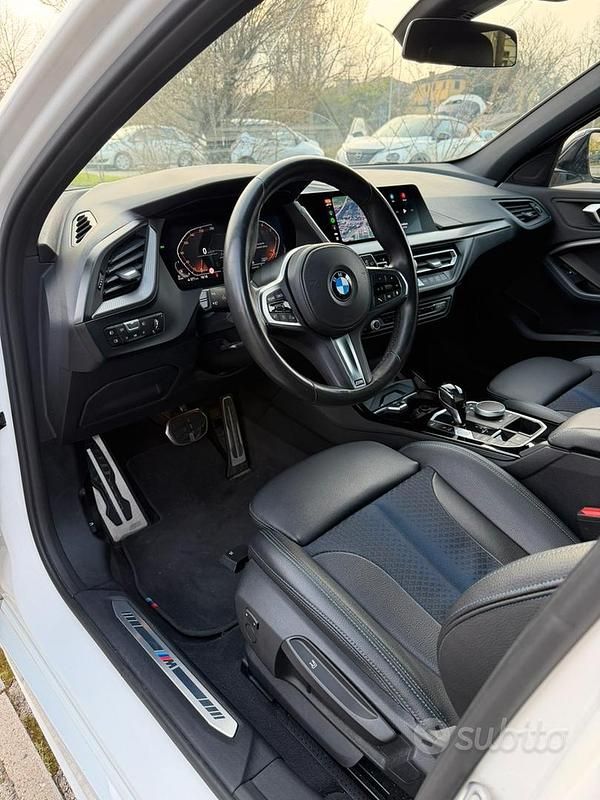 Usata BMW 116 M Sport 2021 Bianco Utilitaria