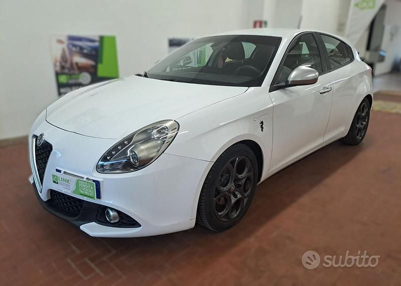 Bianco Usata 2019 Alfa Romeo Giulietta Super Tre volumi | 13.900 € - Immagine 1/4
