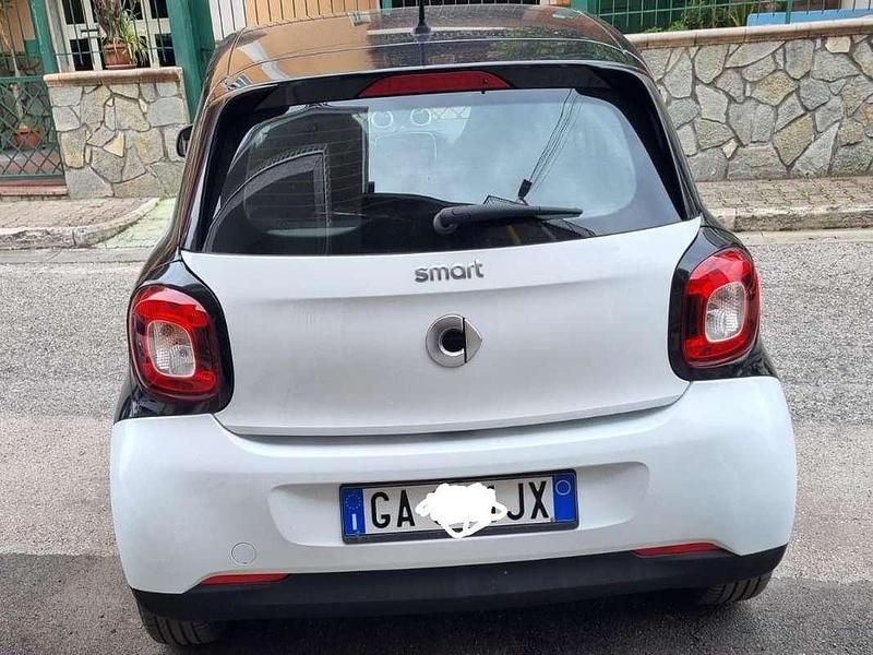 Usata Smart ForFour Pure 64 CV (47 kW) 2018 Utilitaria