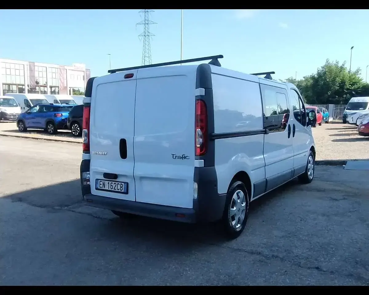 Usata Renault Trafic 114 CV (83 kW) 2012 Bianco Monovolume