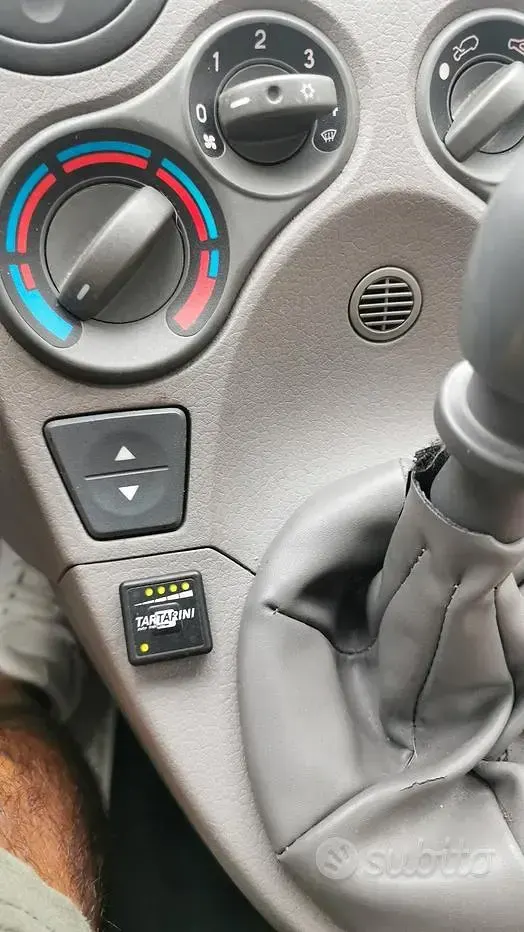 Usata Fiat Panda 60 CV (44 kW) 2005 Utilitaria