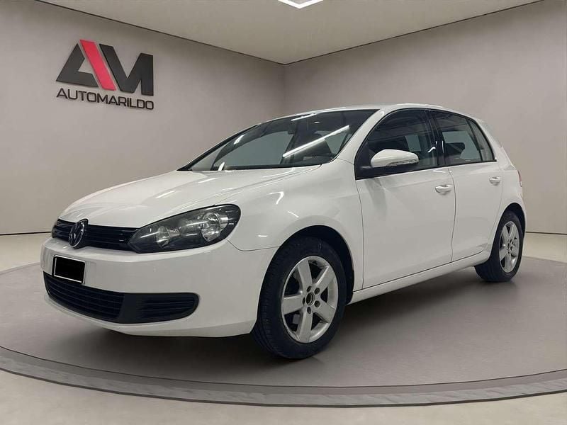 Bianco Usata 2012 VW Golf VI Tre volumi | 8400 € (Buon prezzo) - Immagine 1/4