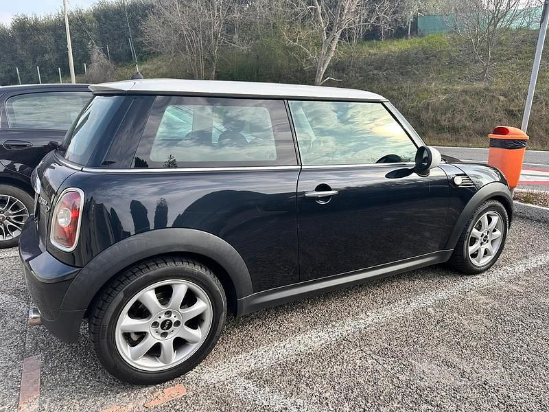 Usata Mini Cooper 2008 Blu Utilitaria