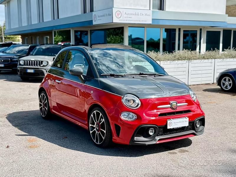 Usata Abarth 595C 145 CV (106 kW) 2018 Rosso Cabrio
