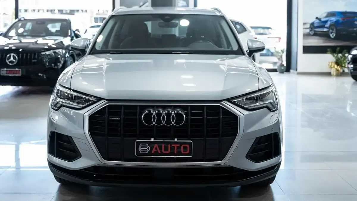 Usata Audi Q3 Ambiente 200 CV (147 kW) 2020 Argento SUV