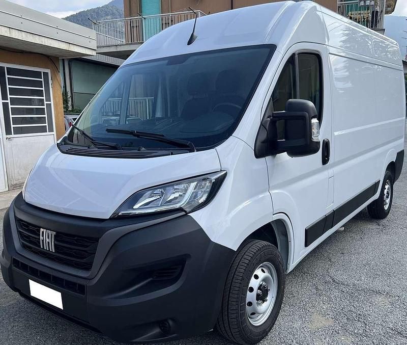 Usata Fiat Ducato 140 CV (102 kW) 2023 Bianco Furgone