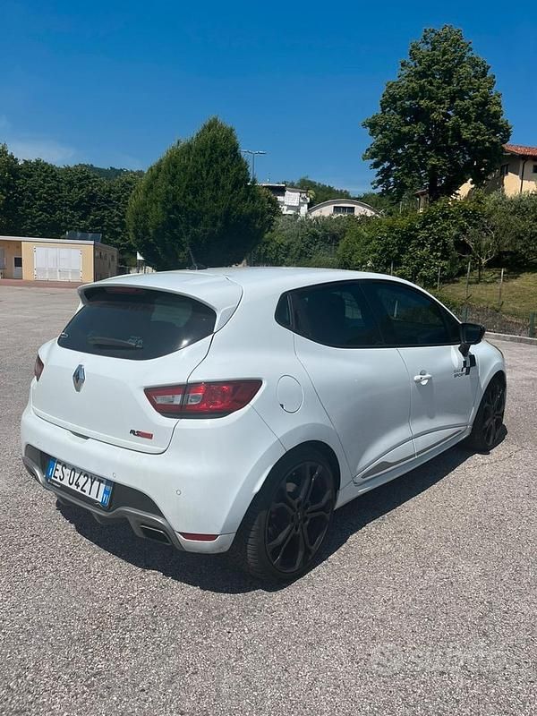 Usado Renault Clio IV R.S. 2013 Blanco Berlina