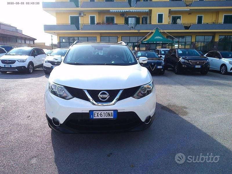 Usata Nissan Qashqai Tekna 110 CV (80 kW) 2014 Bianco SUV
